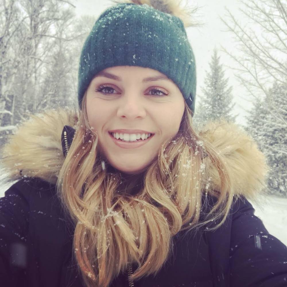 Meet your Posher, Bardha